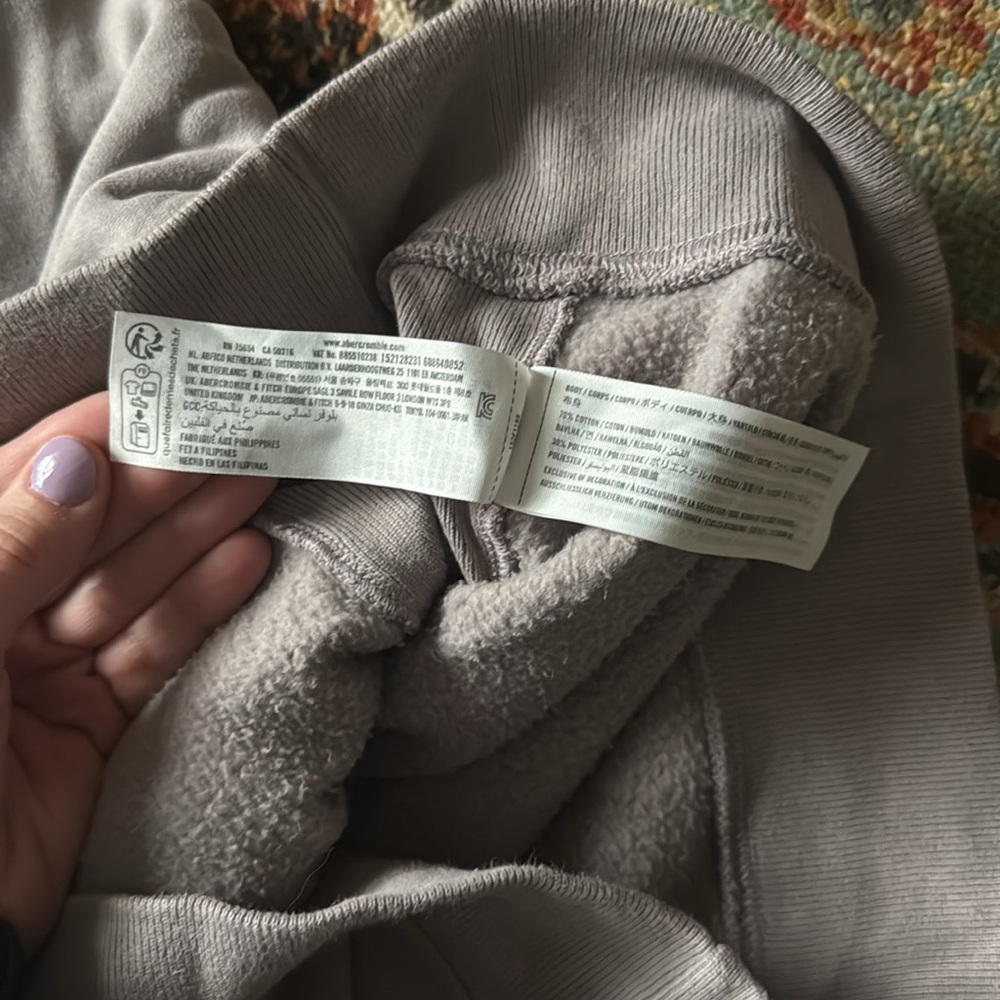 Abercrombie & Fitch Soft A&F Max Essentials Quarter Zip - Picture 5 of 6